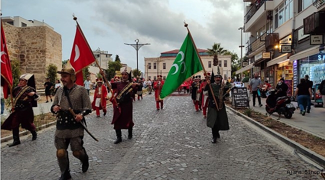 SİNOP'TA MEHTER EŞLİĞİNDE MİLLİ BİRLİK YÜRÜYÜŞÜ!